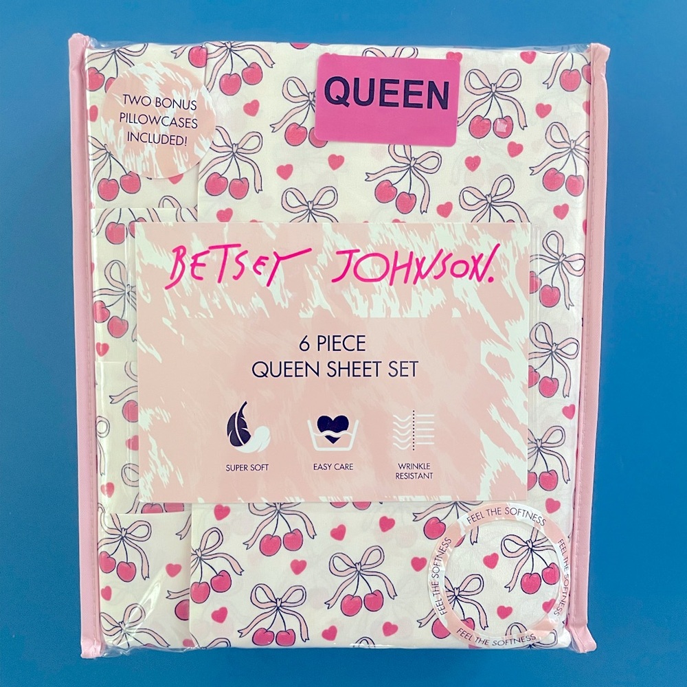 Betsey Johnson 6PC Pink Cherry Bows Queen Sheet Set
